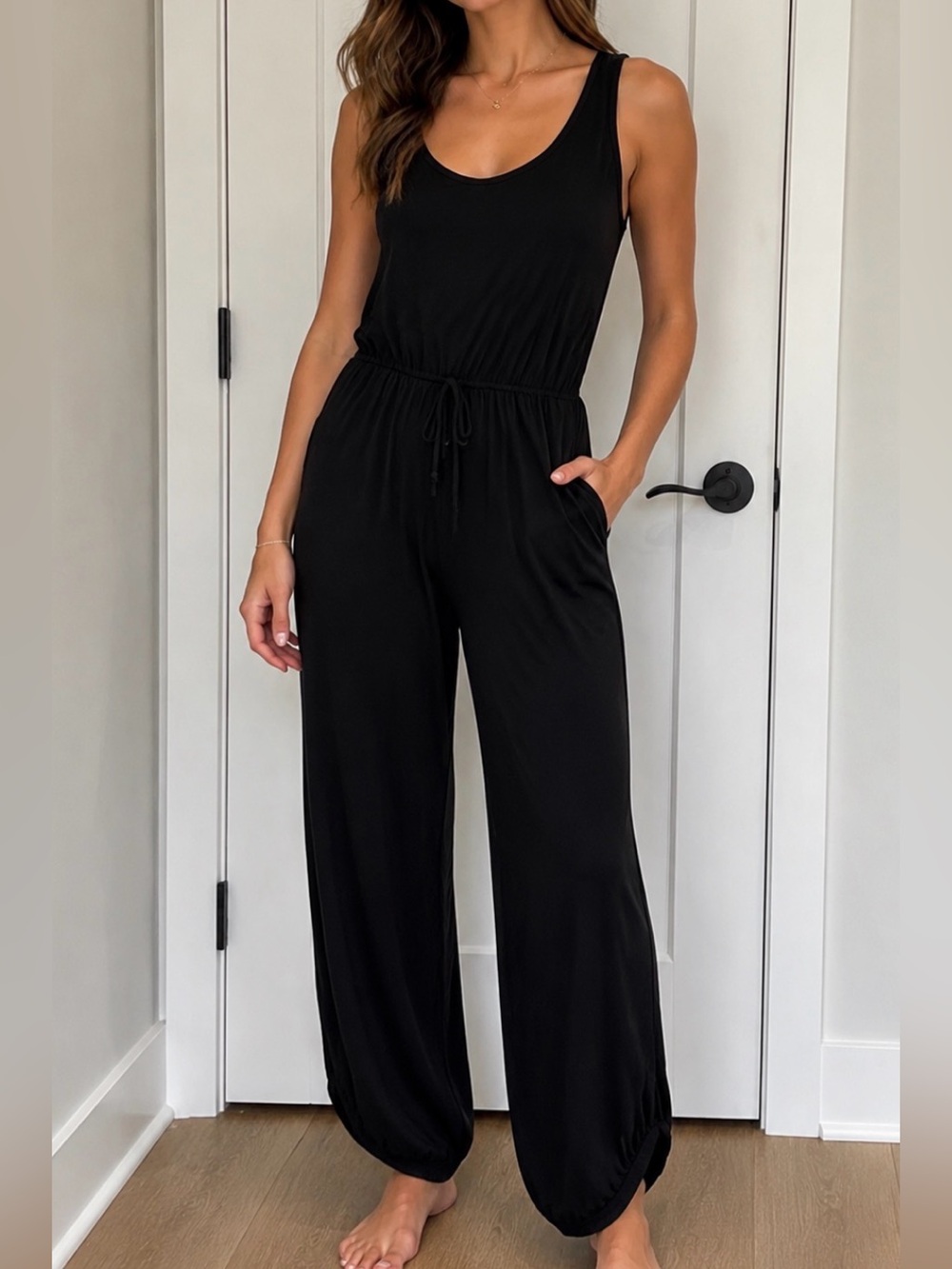 Chic Black Sleeveless Jumpsuit
